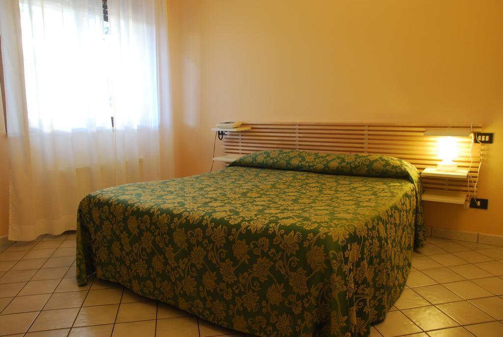 Nuovo Hotel Vigevano Ngoại thất bức ảnh
