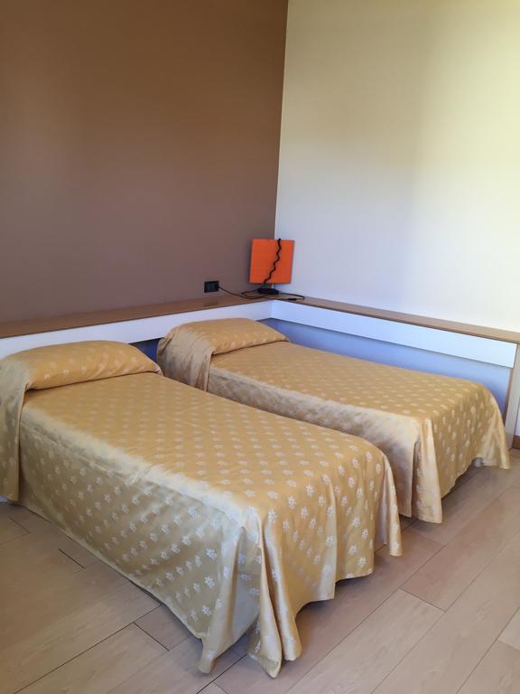 Nuovo Hotel Vigevano Ngoại thất bức ảnh