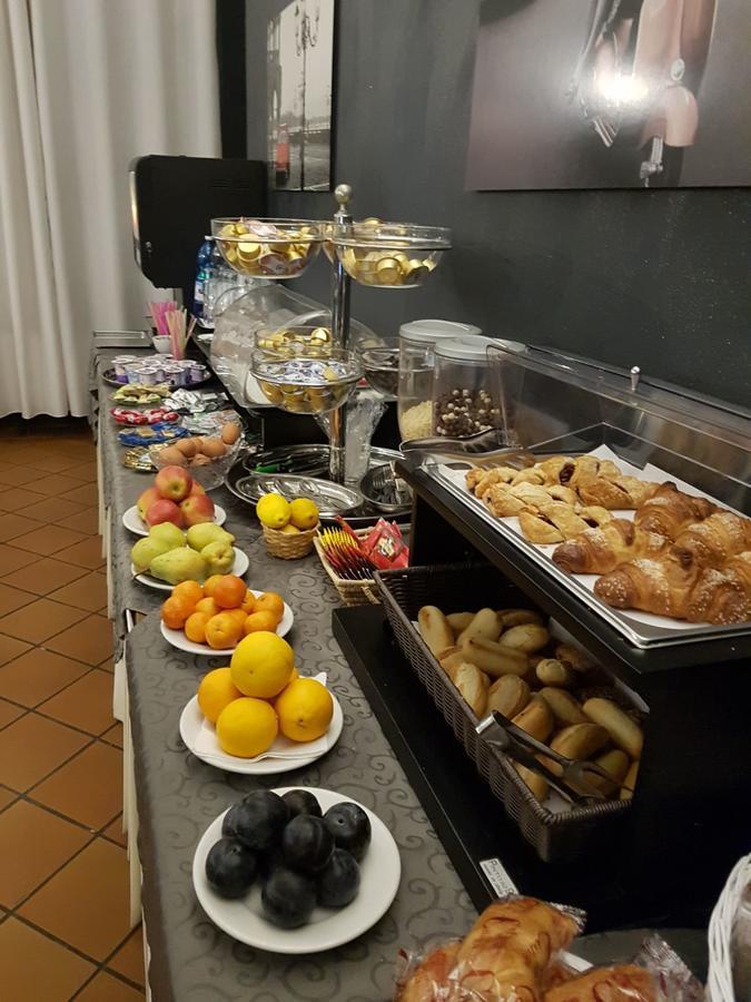 Nuovo Hotel Vigevano Ngoại thất bức ảnh