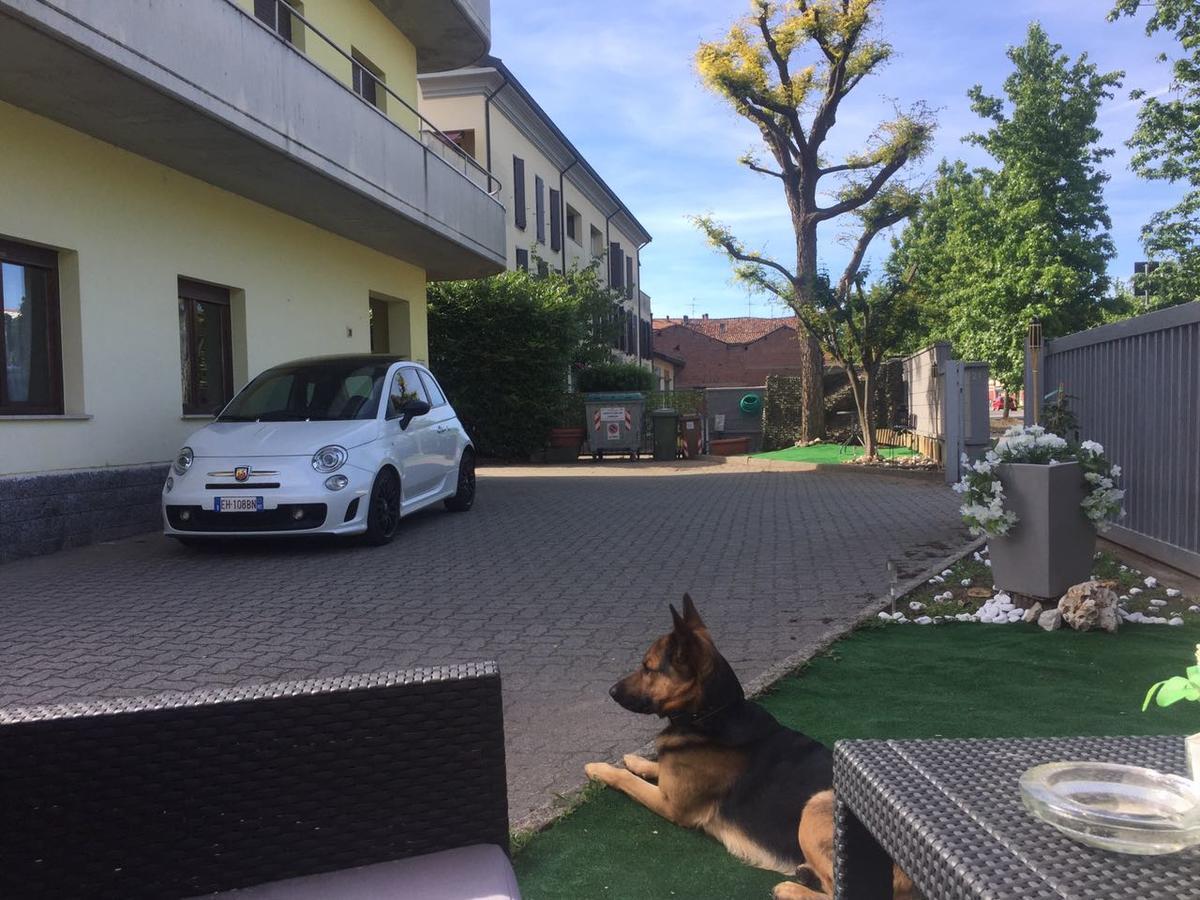 Nuovo Hotel Vigevano Ngoại thất bức ảnh